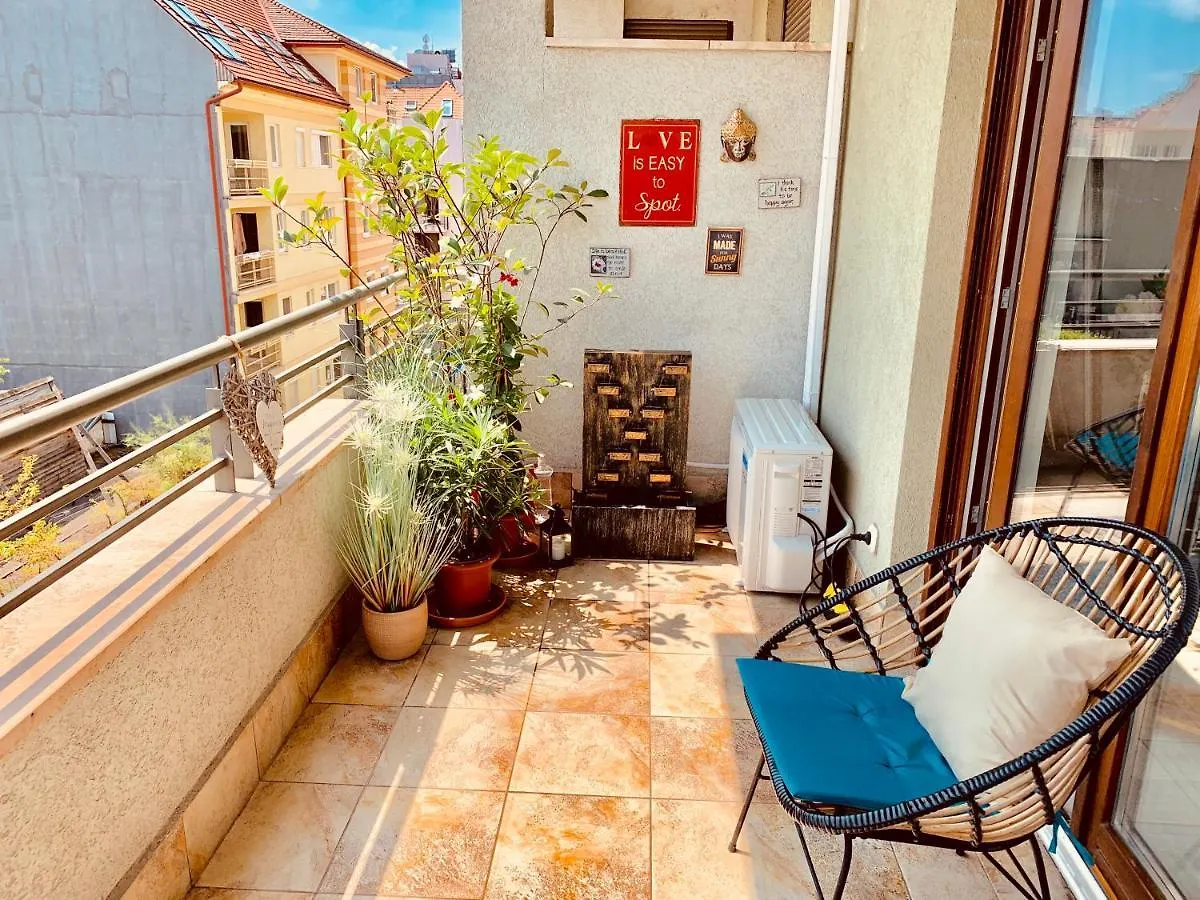 Apartment Sunny Deluxe Apt. & Terrace Budapest Ungarn