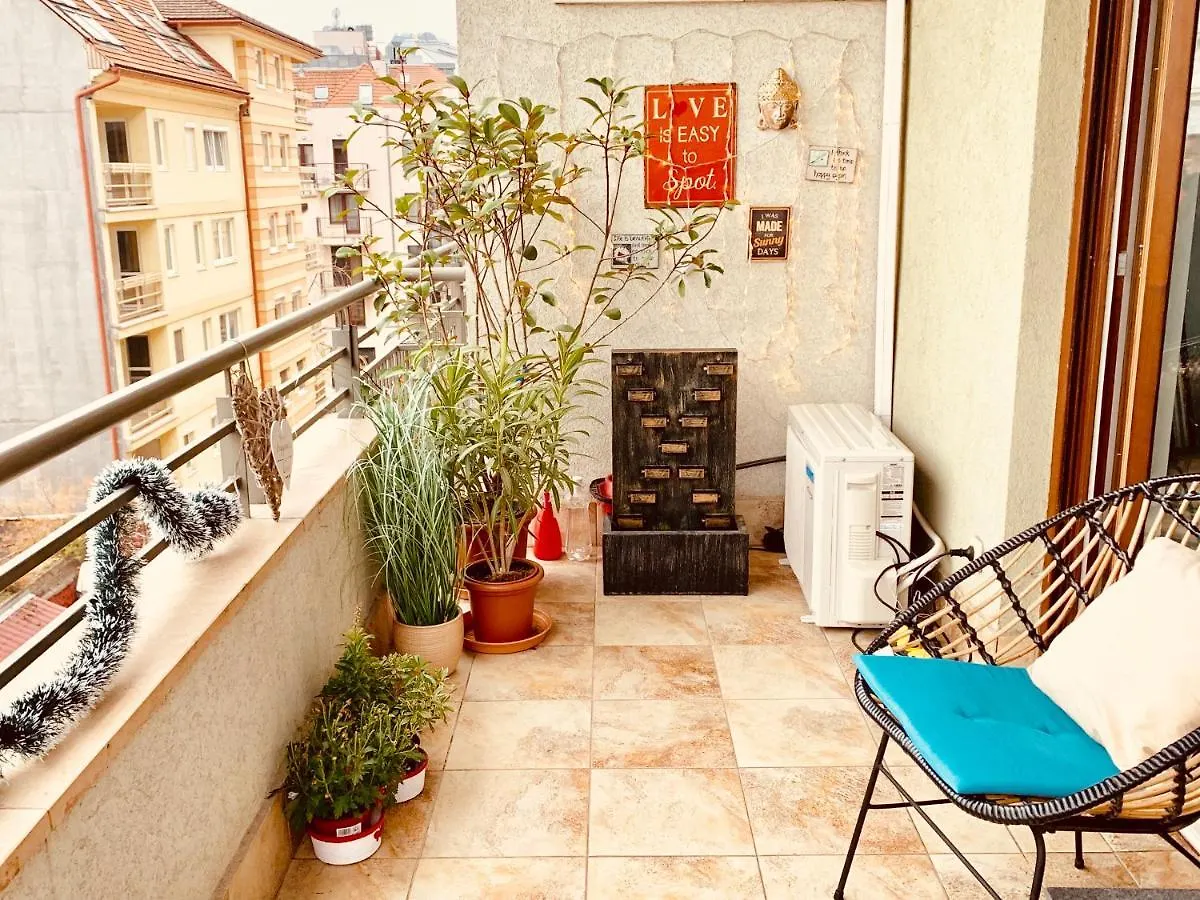 Sunny Deluxe Apt. & Terrace Budapest Apartment